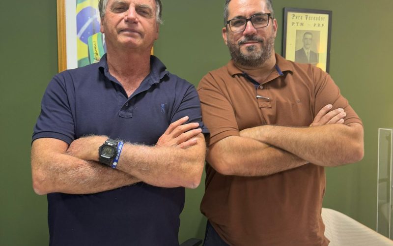 Líder do PL em Maceió, Leonardo Dias repercute prisão de Bolsonaro: “vergonha”