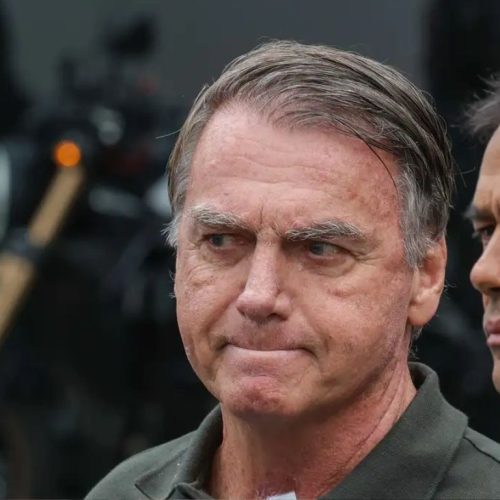 Bolsonaro manifesta preocupação com segurança alimentar na prisão, diz Flávio Bolsonaro