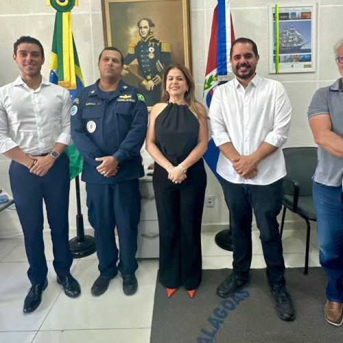 Caio Bebeto participa de reunião na Capitania dos Portos sobre segurança nas praias