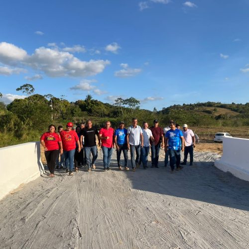Prefeito de Branquinha inaugura ponte de acesso à zona rural