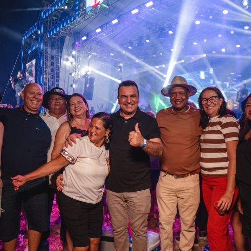 Prefeito Allan de Jesus comemora sucesso do Festival do Coco 2025