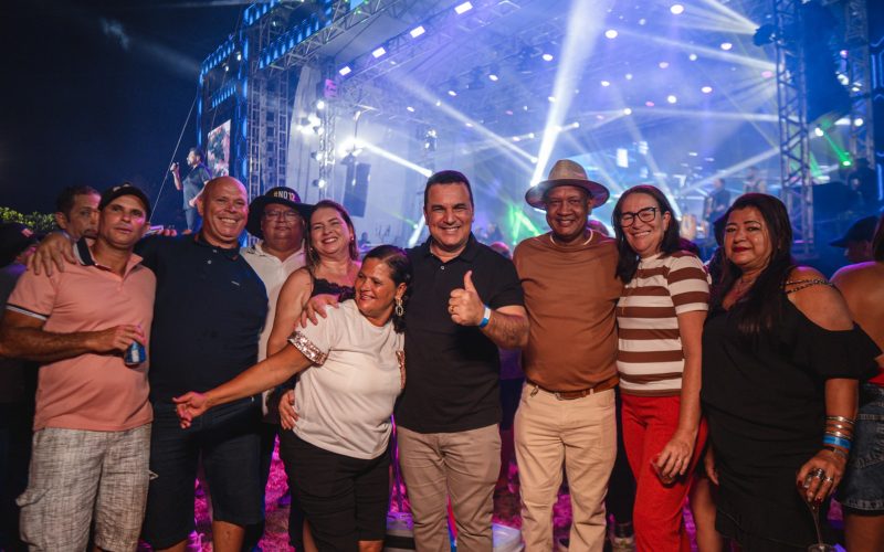 Prefeito Allan de Jesus comemora sucesso do Festival do Coco 2025
