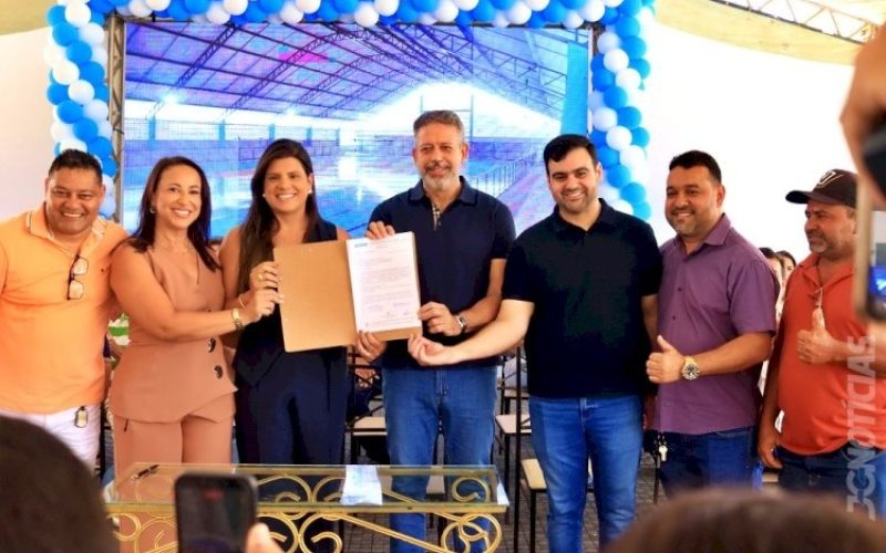 Arthur Lira leva R$ 2,5 milhões para obras nas agrovilas de Novo Lino e fortalece aliança com a prefeita Marcela Gomes