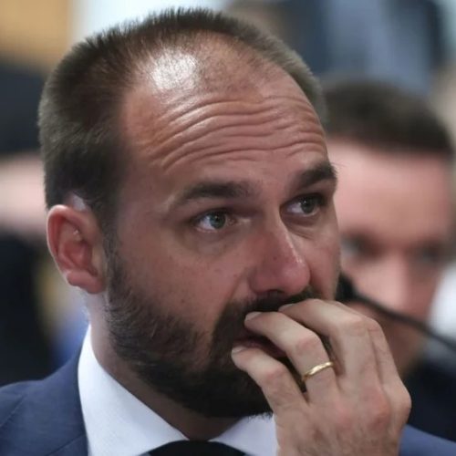 Eduardo Bolsonaro chama escolha de Flávio para 2026 de “xeque-mate” e afasta centro-direita da disputa