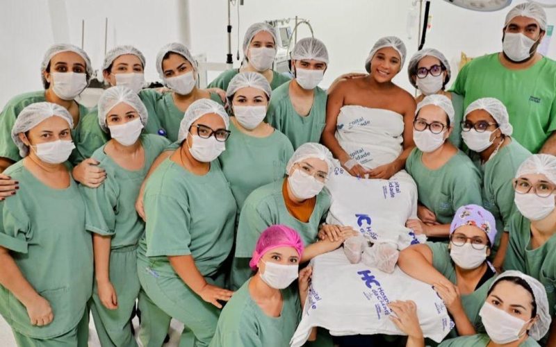 Atuação integrada de equipes garante sucesso em 1ª parto de trigêmeos no Hospital da Cidade