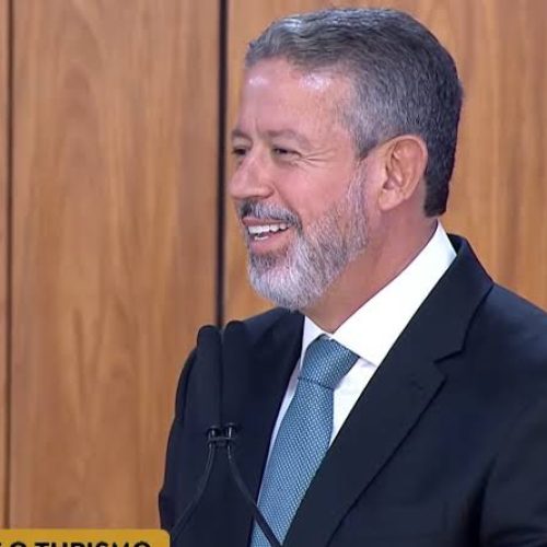 Arthur Lira amplia prestígio em 2025 e entrega obras, saúde e investimentos históricos para Alagoas