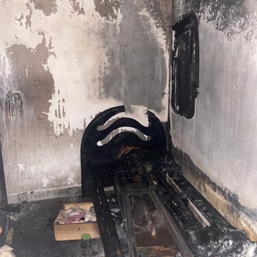 Prejuízo total: casa é destruída por incêndio em Canapi