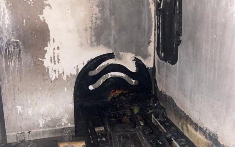 Prejuízo total: casa é destruída por incêndio em Canapi