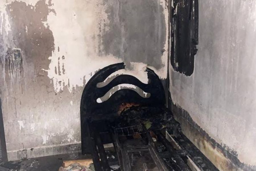 Prejuízo total: casa é destruída por incêndio em Canapi