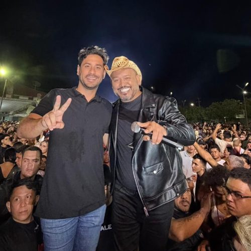 Procissão e shows artísticos marcam encerramento da festa de Santa Ana