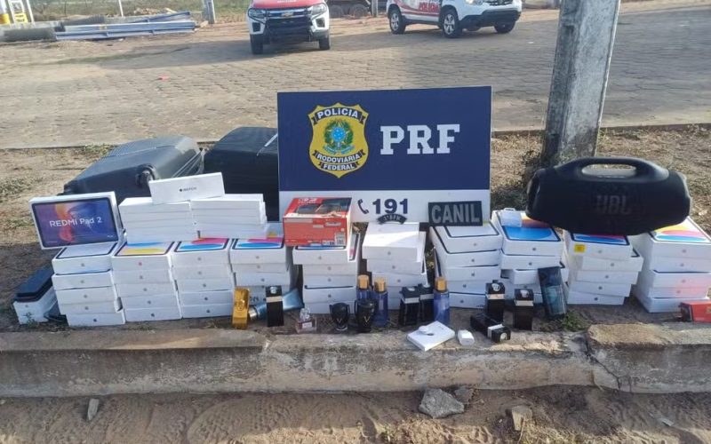 PRF apreende 92 itens sem nota fiscal em carro no interior de Alagoas