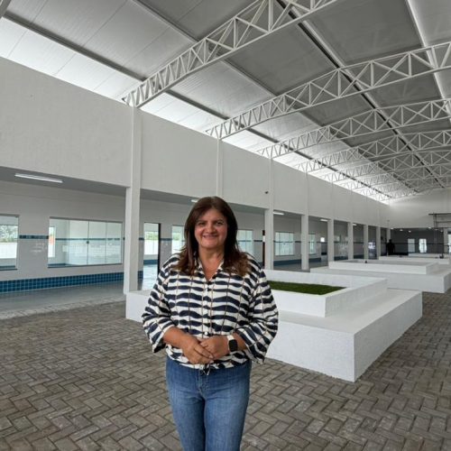 Prefeita Ziane Costa divulga evolução das obras na Escola Manoel Menezes e destaca o “antes e depois” da unidade