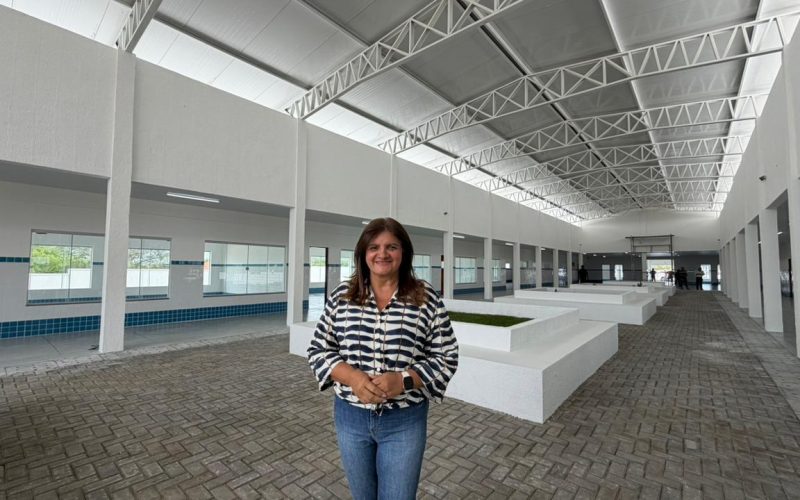 Prefeita Ziane Costa divulga evolução das obras na Escola Manoel Menezes e destaca o “antes e depois” da unidade