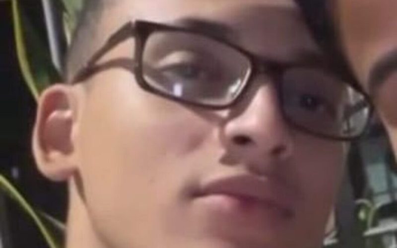 Antes de ser morto, jovem aparece em vídeo dizendo “aqui quem comanda é o PCC”