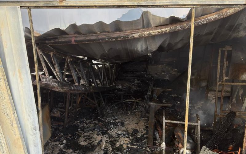 Muita destruição: veja como ficou fábrica após incêndio em Arapiraca