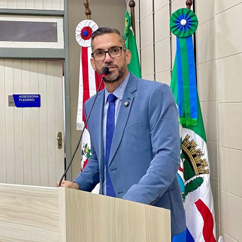 Leonardo Dias repercute prisão de Vorcaro e parabeniza ministro Mendonça: “Coragem que precisa ser reconhecida”