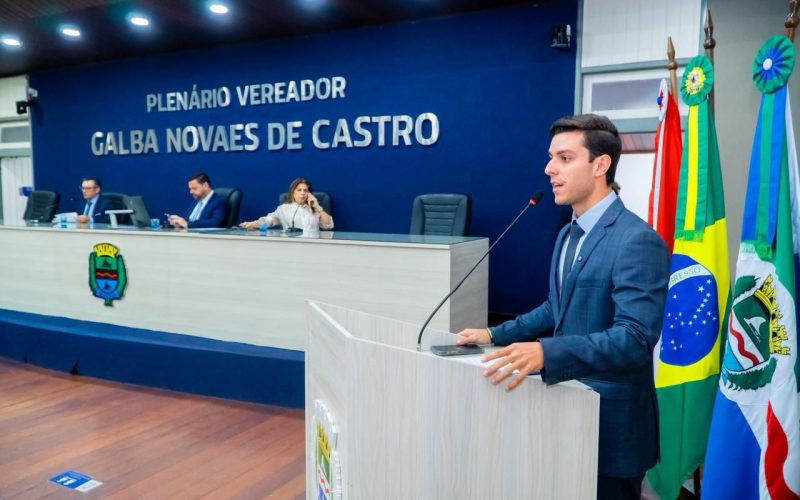 Caio Bebeto aciona Ministério Público após reclamação de aluno sobre acessibilidade em universidade