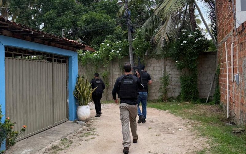 Idoso é preso acusado estuprar vizinha de apenas 6 anos de idade no Benedito Bentes