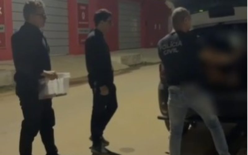 Homem é preso após esfaquear a própria sogra durante briga com esposa em Viçosa