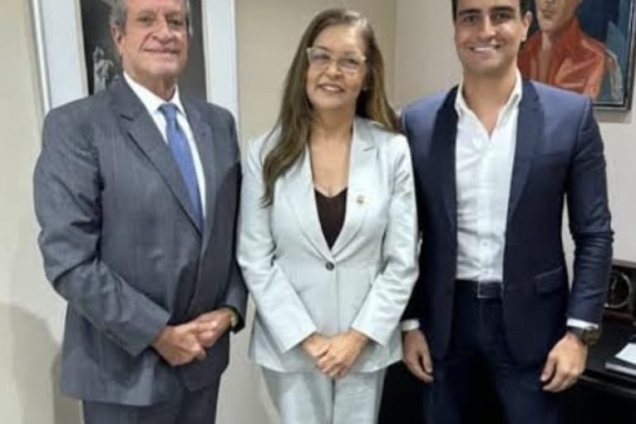 Valdemar Costa Neto diz que PL quer JHC candidato ao governo de AL e nega negociação para entregar partido