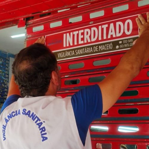 Vigilância Sanitária interdita mais um frigorífico em Maceió e apreende 80kg de carne deteriorada