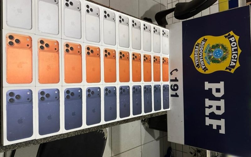 Motorista tenta desviar de fiscalização e acaba flagrado com 30 iPhones sem nota fiscal no interior de Alagoas
