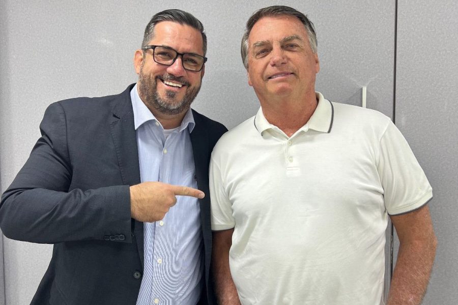 “Só teremos Justiça quando ele for libertado”, afirma Leonardo Dias após decisão de prisão domiciliar de Bolsonaro