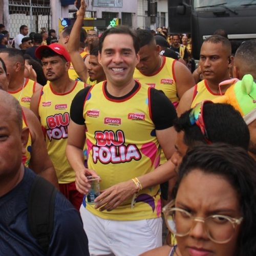 Kelmann celebra aniversário do Benedito Bentes e reforça compromisso com melhorias no bairro