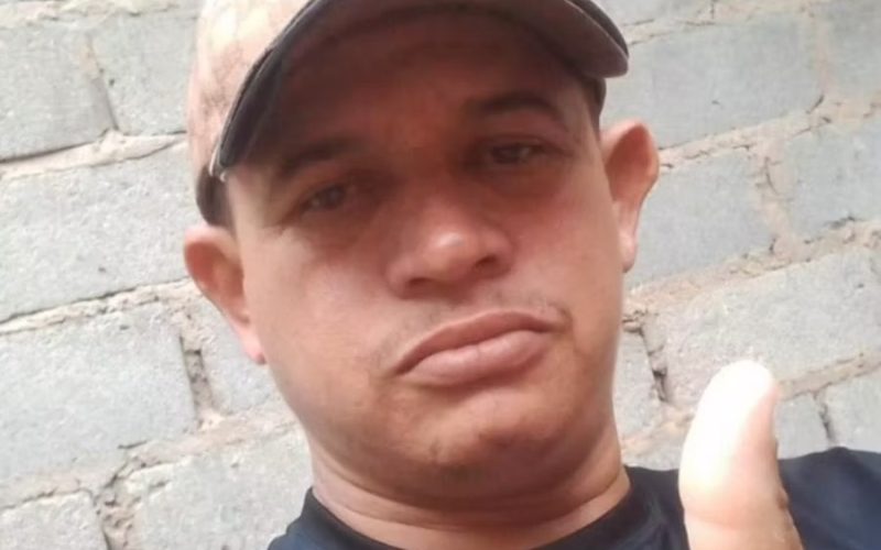Homem é morto a facadas após discussão no centro de Olho d’Água do Casado