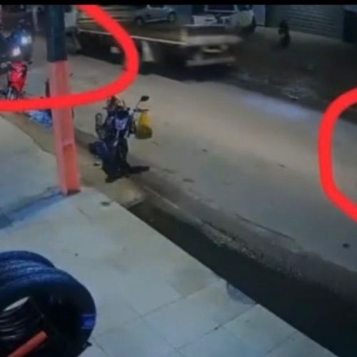 Ciclista morre após bater em moto e ser atropelada por caminhão em Arapiraca