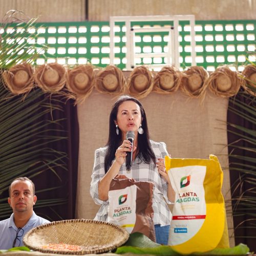 Mais de 14 toneladas de sementes são distribuídas a agricultores em Joaquim Gomes