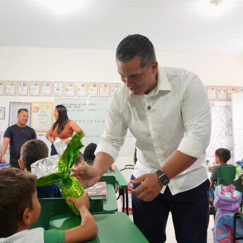 Prefeitura de Boca da Mata entrega ovos de Páscoa nas escolas da rede municipal