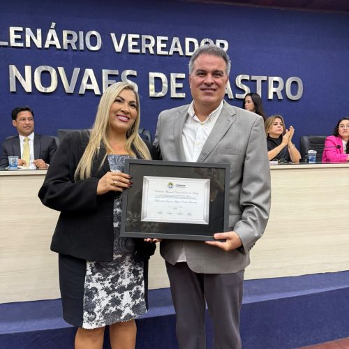 Samyr Malta homenageia Sheyla Rocha em sessão solene na Câmara