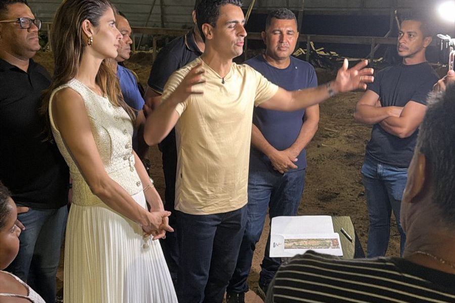 JHC anuncia construção de Gigantinhos, Areninha e praça no Jacintinho