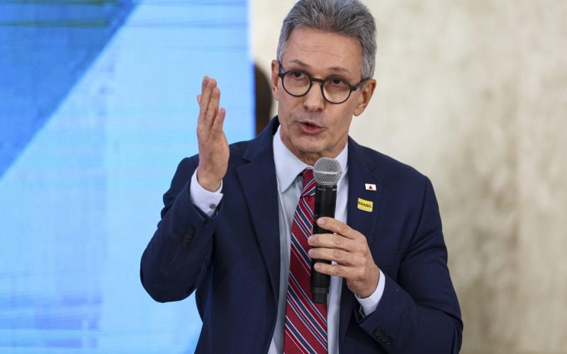 Zema critica Lula e diz que governo “enaltece quem comete crimes”