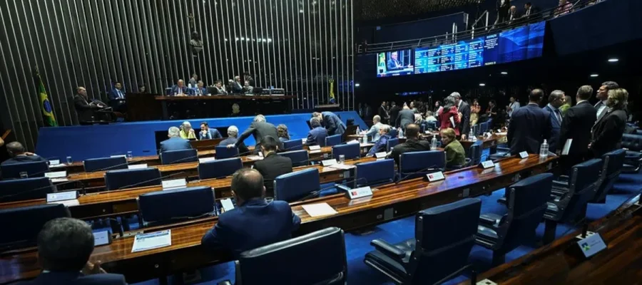 Datafolha: maioria dos brasileiros não sabe citar deputado ou senador em exercício