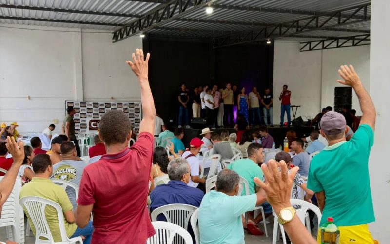 Prefeita Rita do Araçá promove almoço em homenagem aos cortadores de cana-de-açúcar