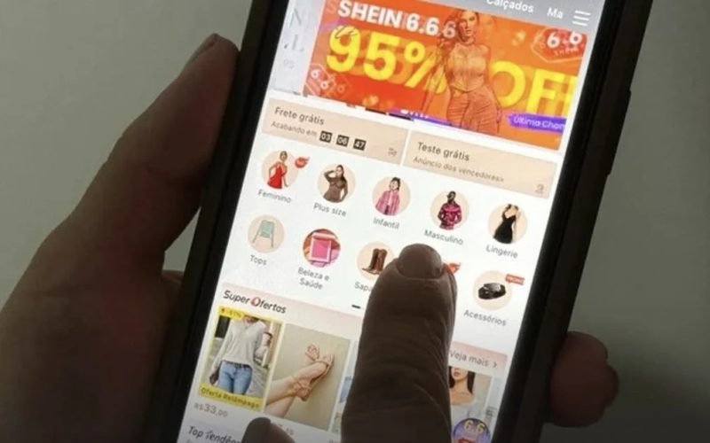 Brasileiros gastam R$ 356 milhões por dia em plataformas de vendas asiáticas, como TikTok e Shopee