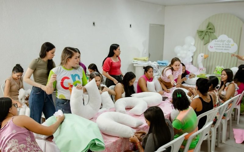 Senador Rui Palmeira promove ações de cuidado com mães e crianças durante Semana do Bebê