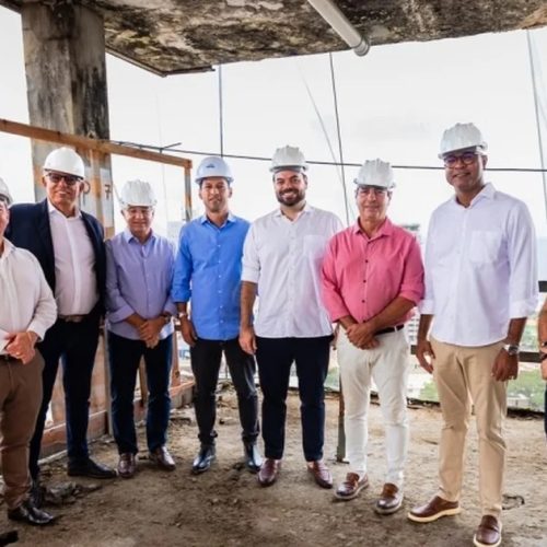 “Estamos devolvendo vida ao Centro de Maceió”, destaca prefeito durante vistoria ao novo Centro Administrativo