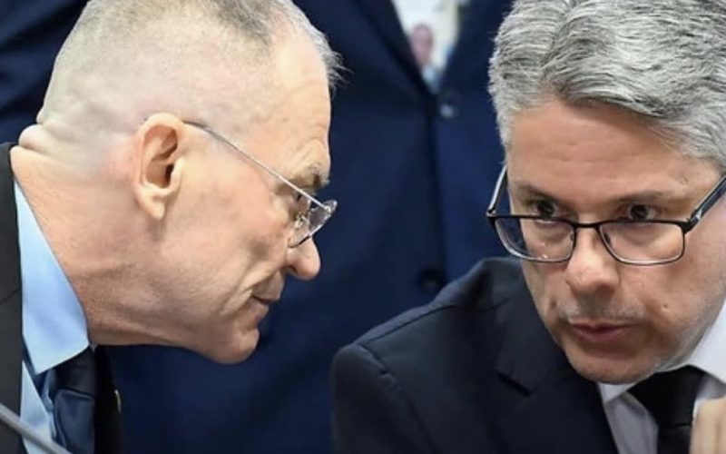 CPI rejeita relatório que previa indicar Moraes, Toffoli e Gilmar Mendes