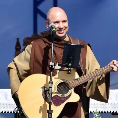 “Ninguém é obrigado a gostar da gente”, desabafa Frei Gilson sobre críticas