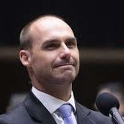 Eduardo Bolsonaro aciona polícia dos EUA contra repórter do Intercept