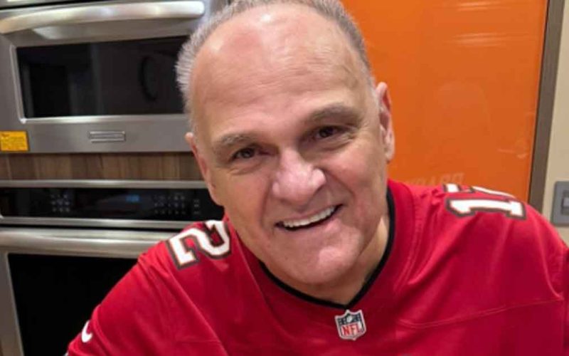 Oscar Schmidt é hospitalizado após mal-estar em São Paulo
