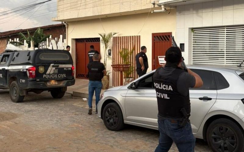 Policiais são presos por sequestrar e cobrar R$1 milhão de vítima