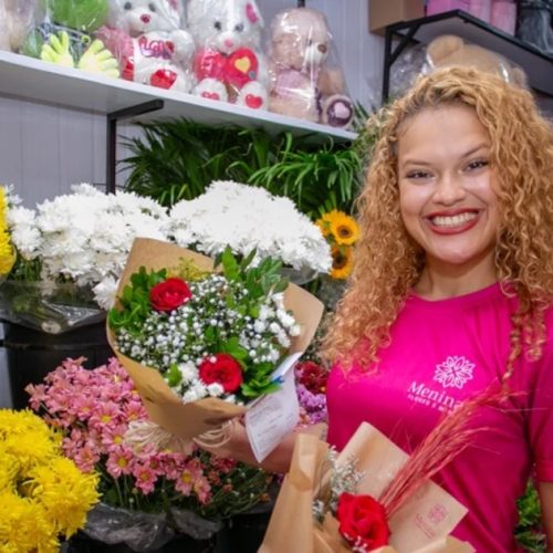 Novo Mercado Maceió começa a receber floristas após revitalização