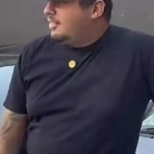 Dono de loja impediu jovem de financiar carro e atitude viralizou