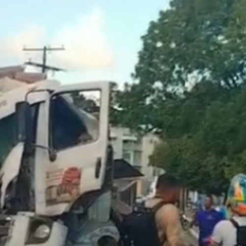 Apenas uma vítima segue internada após grave acidente na Cambona, informa HGE