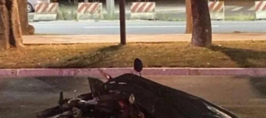 Motociclista morre após colisão com caminhão em frente à Central de Flagrantes