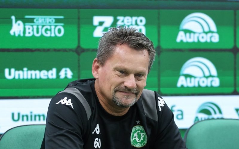 Fábio Matias é anunciado pelo CRB após saída de Eduardo Barroca